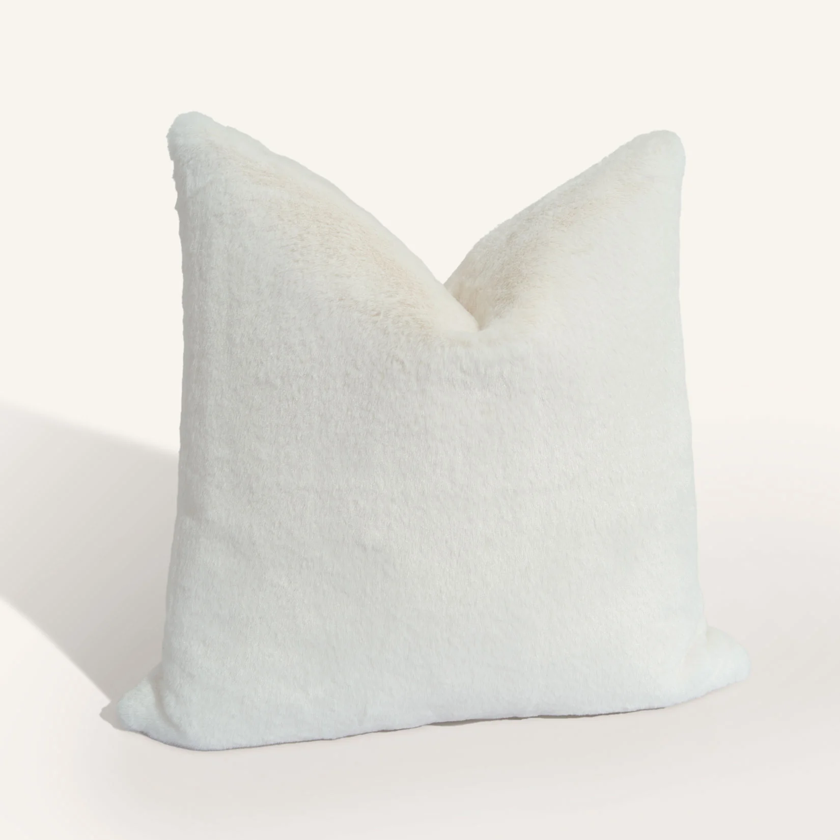 Shasta Fur / Cream - Image 2